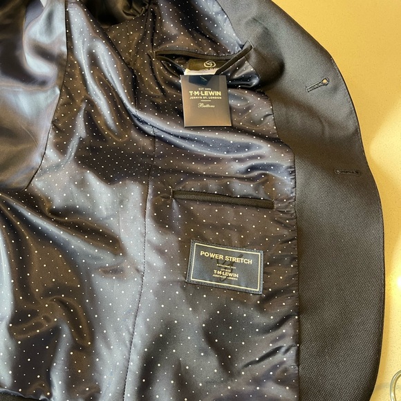 Slim fit Classic English suit- TM Lewin - Picture 3 of 7